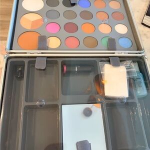 OFRA Multi-Color professional makeup kit . Blush, Eyeshadow Palette